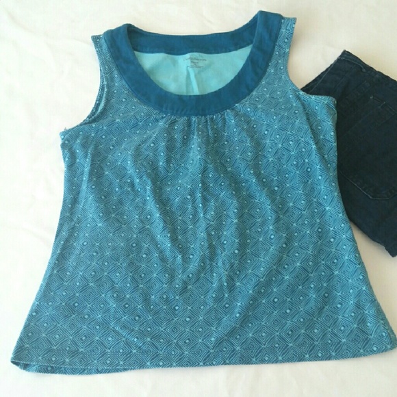 ● SOLD ● CROFT & BARROW TANK TOP - Picture 2 of 2