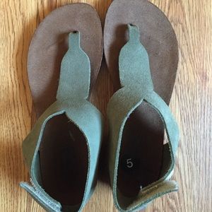 Olive Arya Suede Thong Sandal