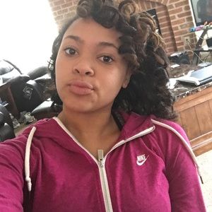 Meet your Posher, Janiyah