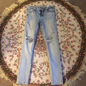 Zara Distressed Boyfriend Jeans