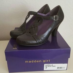 Madden girl Karilla Black Pari Heel