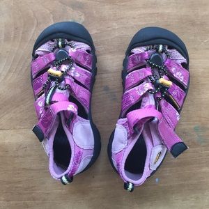 Barely worn kids keen US 11 shoes. Pink and purple