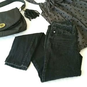 black stretch skinny jeans