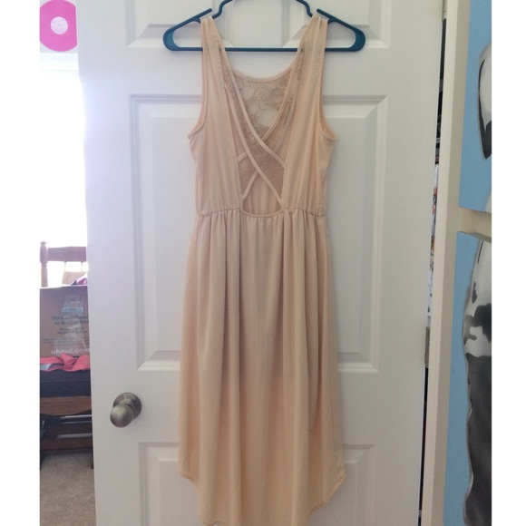 Cream High-Low Dress - Picture 3 of 4