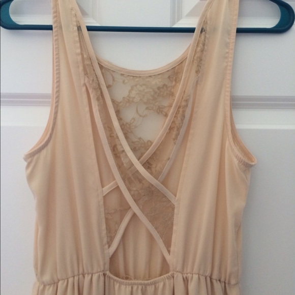 Cream High-Low Dress - Picture 4 of 4