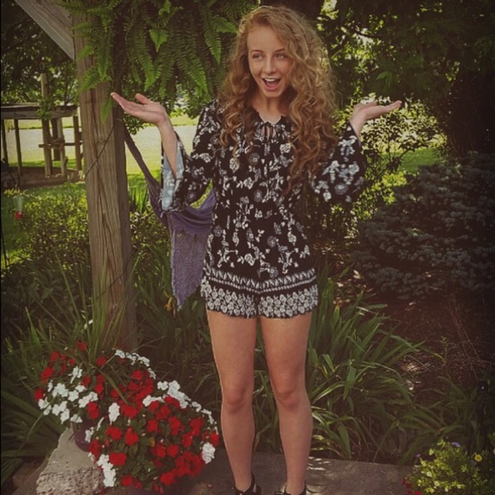 Meet your Posher, Lily