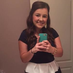 Meet your Posher, Nicole