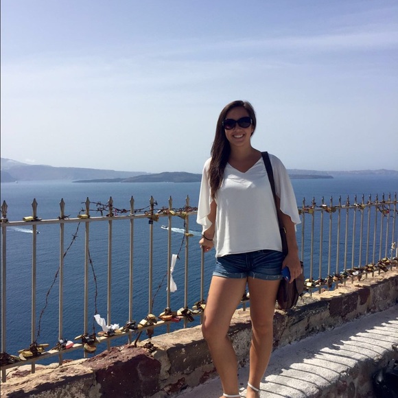 Meet your Posher, Taylor - Picture 1 of 1