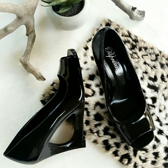 ᴘᴀᴘʀɪᴋᴀ | cutout wedge heel - Picture 4 of 5