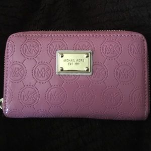 MICHAEL KORS PINK AND GOLD WALLET