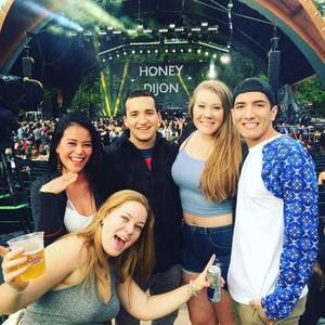 Meet your Posher, Sabrina