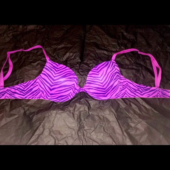 🎀PINK Zebra printed bra🎀