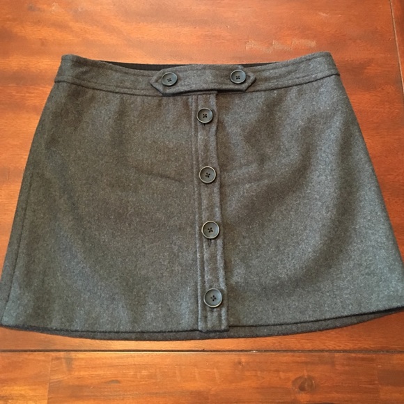 Gray wool button mini skirt