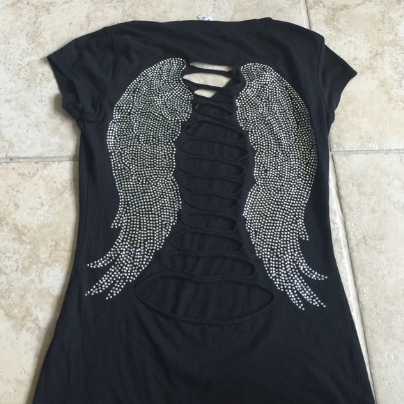 Angel wing rhinestone black v neck top