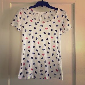Lips Tee
