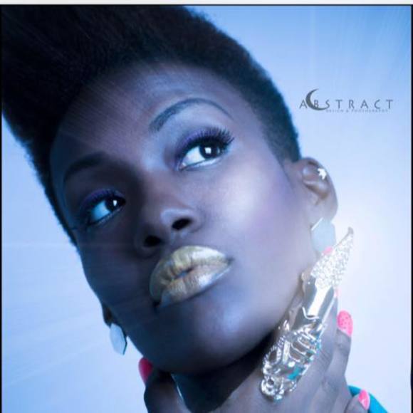 Meet your Posher, Tracey - Picture 1 of 1