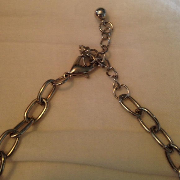 Silver Necklace/Earring set! - Picture 3 of 4