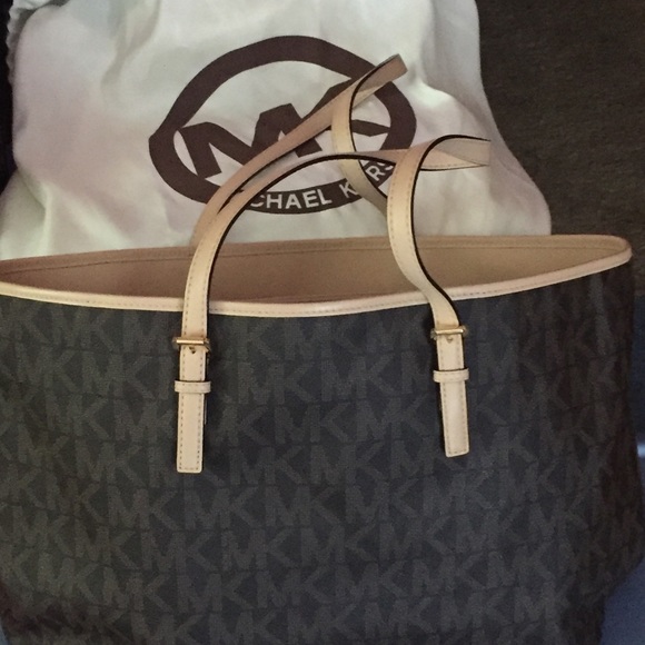 Travel tote/purse