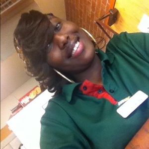 Meet your Posher, Amber