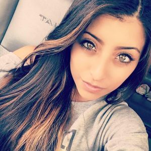 Meet your Posher, Victoria