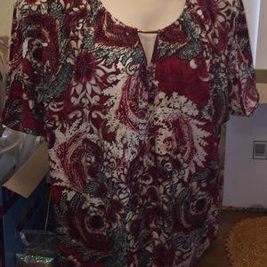 Red/ black floral top