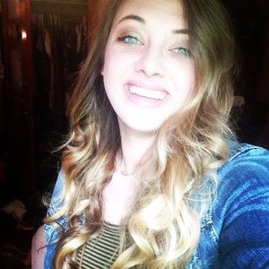 Meet your Posher, Melissa