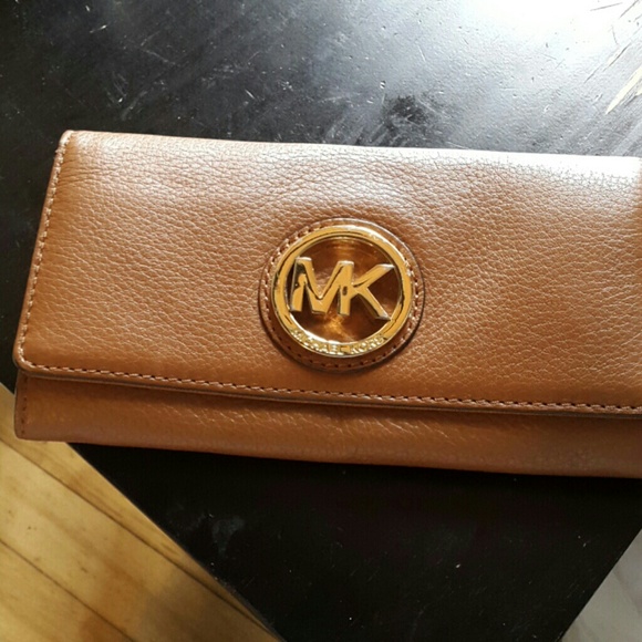 Clutch purse