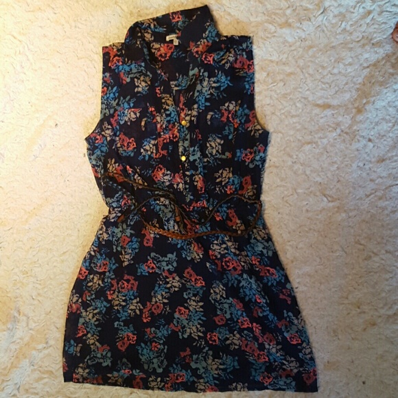 Floral casual dress