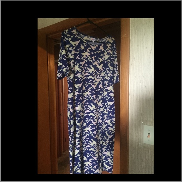 Unicorn Julia with pale pink birds