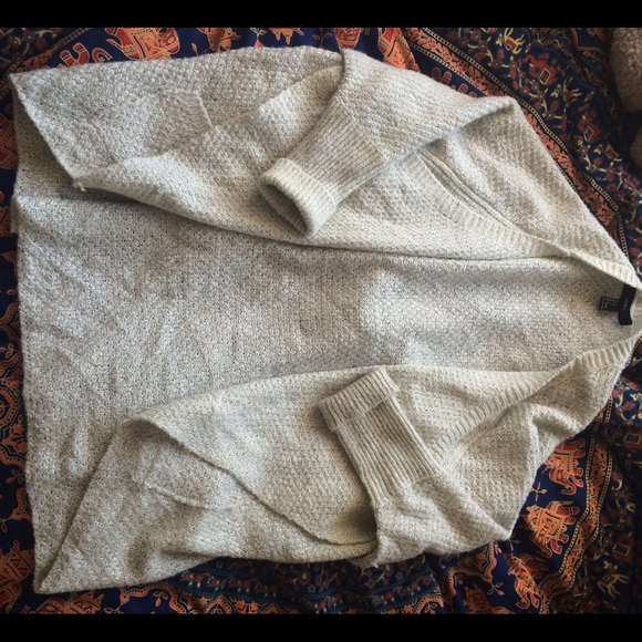 Thick Batwinged Cardigan (SOLD) - Picture 2 of 2