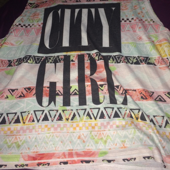graphic tank