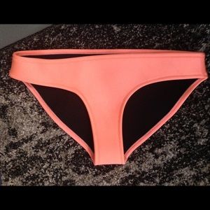 Authentic Peach TRIANGL Bottoms
