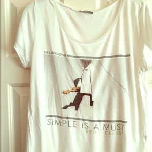 🎉🎉NWOT Zara graphic tee 🎉🎉