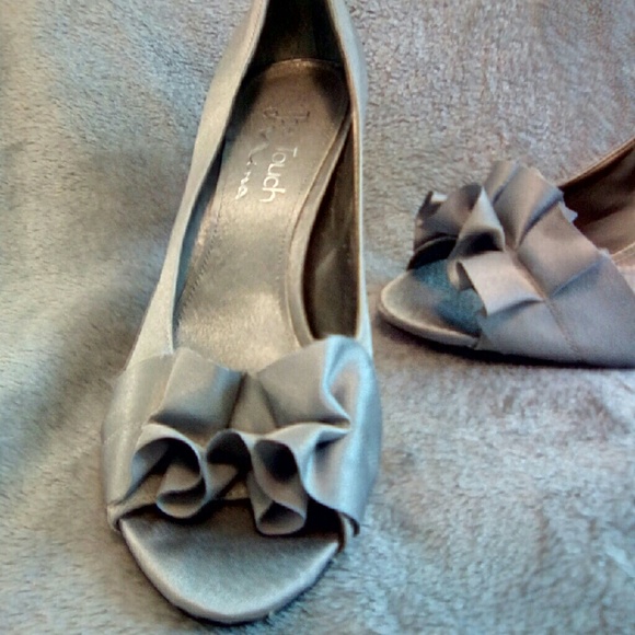 Shoes - Picture 2 of 2