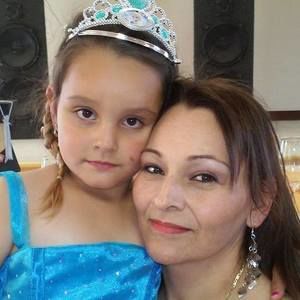 Meet your Posher, Martha elena