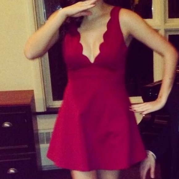 Dark Red Deep V with Scallops Dress - Picture 3 of 3