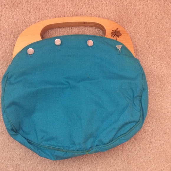 Lilly purse