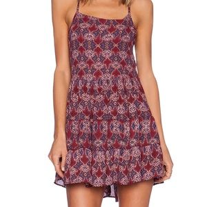 Lisakai Criss cross back dress