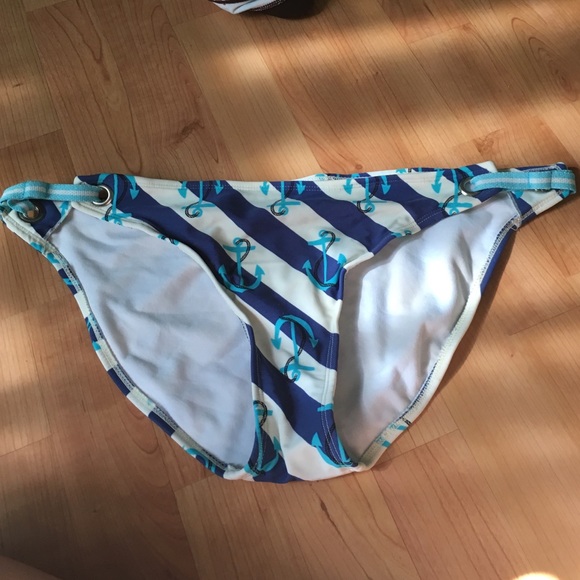 Anchor bathing suit bottoms!