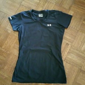 Under Armour fitted heat gear top
