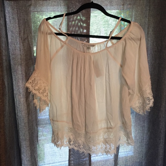 American Eagle shirt