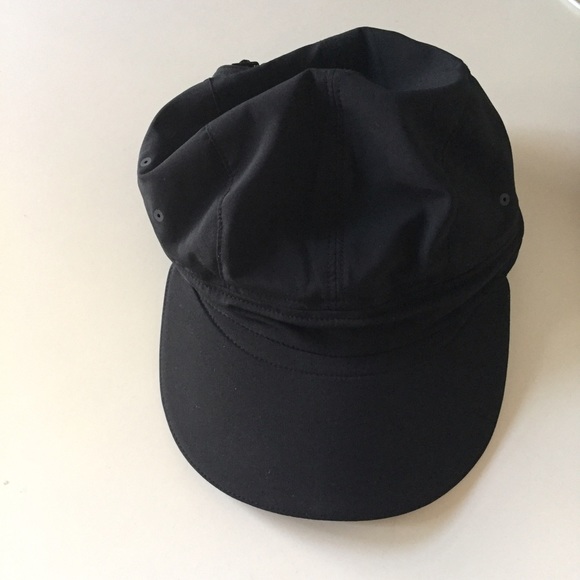 Lululemon Black Hat