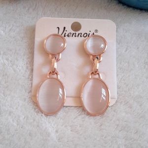 Superb Quality Geometric Shape Small Stud Earrings