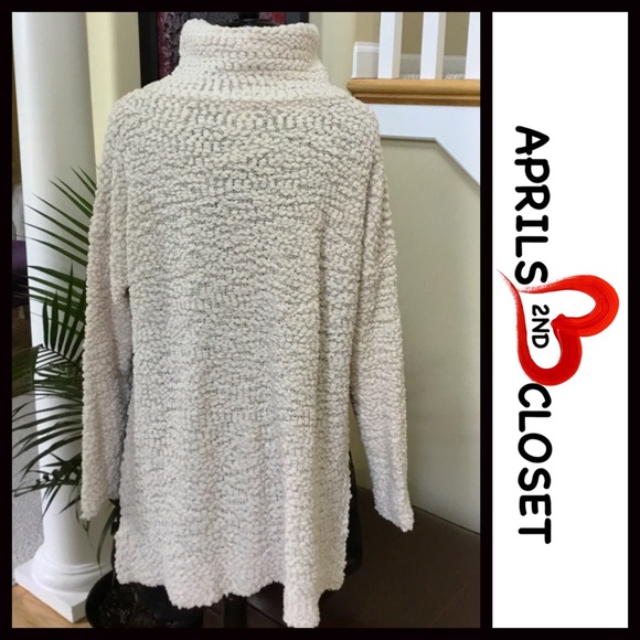 ❌SOLD❌TUNIC PULLOVER Sweater - Picture 4 of 7
