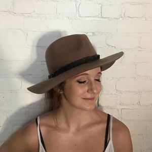 UO Camel Hat