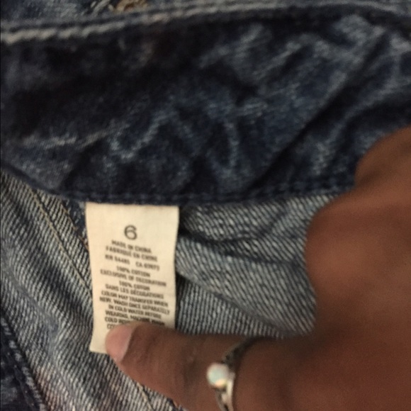 American Eagle Shorts - Picture 3 of 3