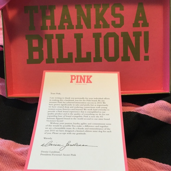 BNWOT VS PINK SPECIAL EDITION DOG $100 - Picture 4 of 4