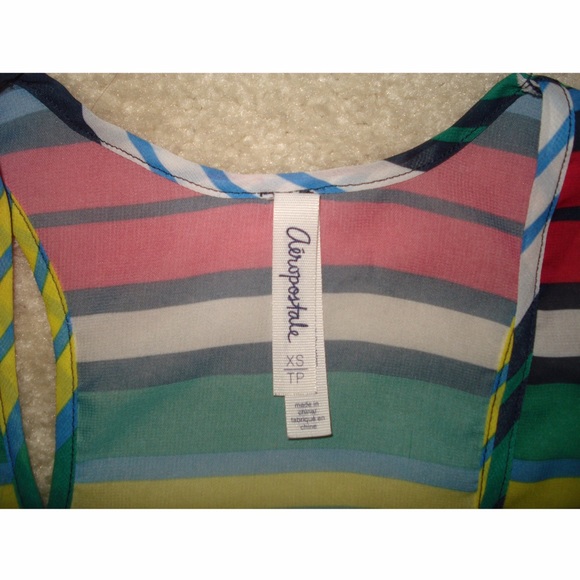 Loose Fitting Striped Tank Top - Picture 3 of 3