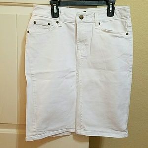 White skirt size 6  denim fabric