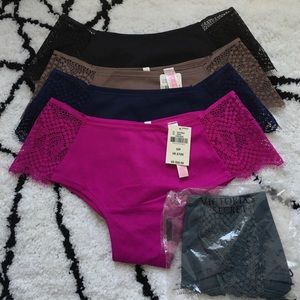 🚫SOLD🚫 5 Pairs VS PINK Eyelash Lace Cheeksters